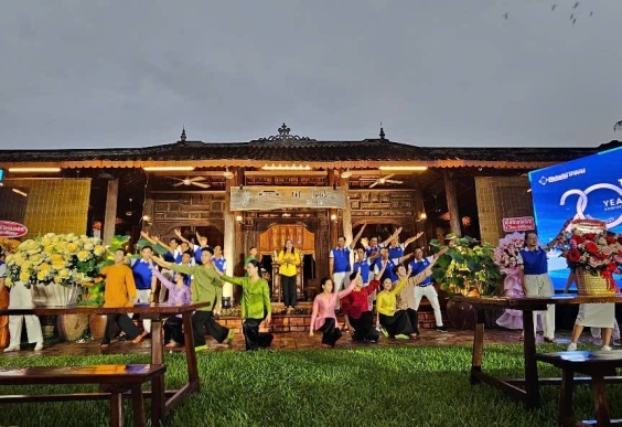 Mekong Travel Tổ Chức Kỉ Niệm 20 Năm Thành Lập Công Ty