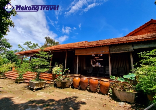 ÚT BÌNH HOMESTAY